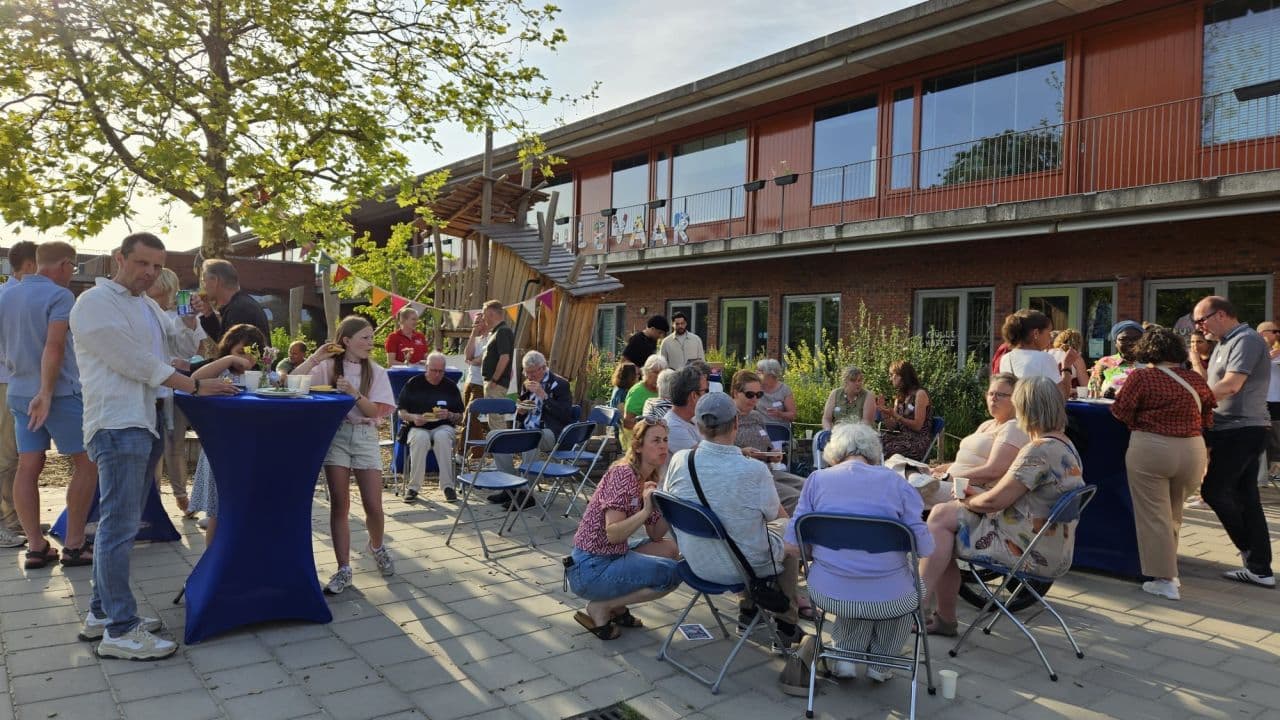Bruisend Buurtfeest — bewoners aan zet